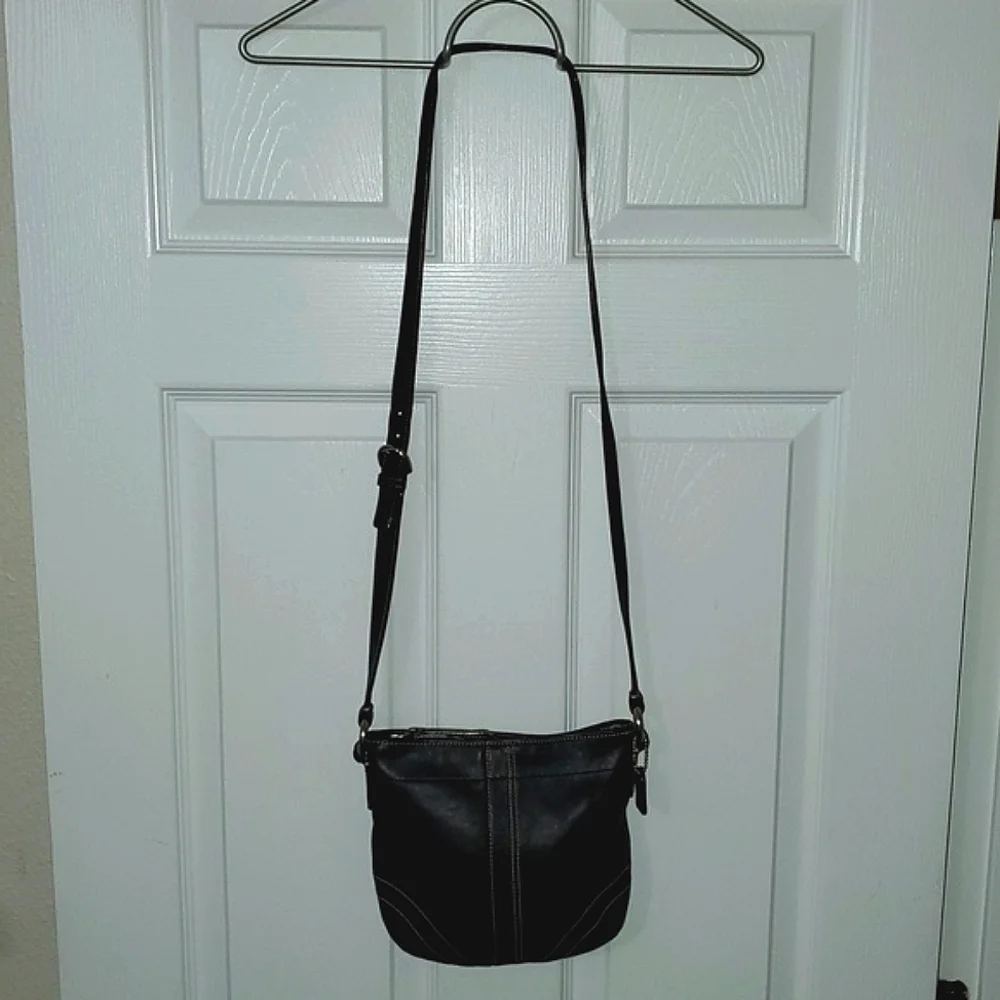 COACH Soho Black Leather Swingpack Small Crossbody Bag